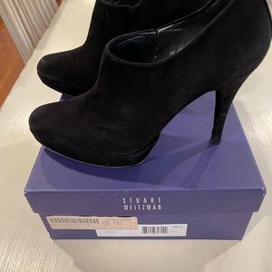 Stuart Weitzman suede platform shoe boot